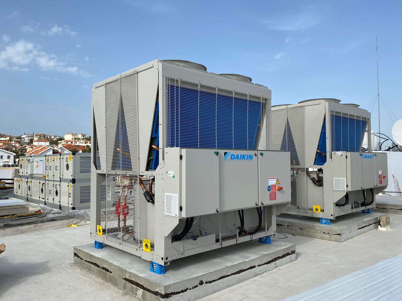 HVAC instaliran na zgradu